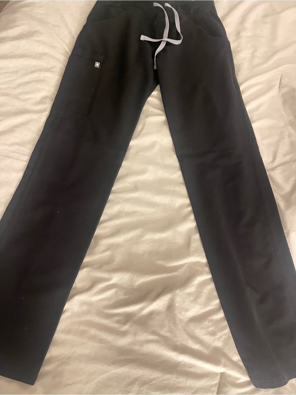 Figs Women's Black Boot Cut Scrub Pants with Drawstring xs tall